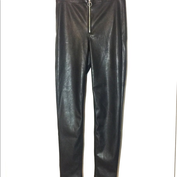 Faux Leather Skinny Pants - Picture 2 of 6
